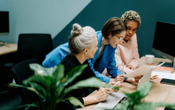 pexels-cottonbro-5990042