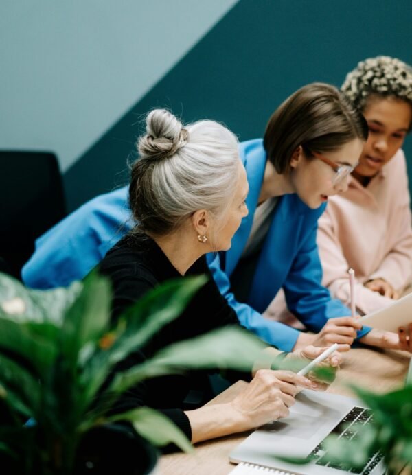 pexels-cottonbro-5990042